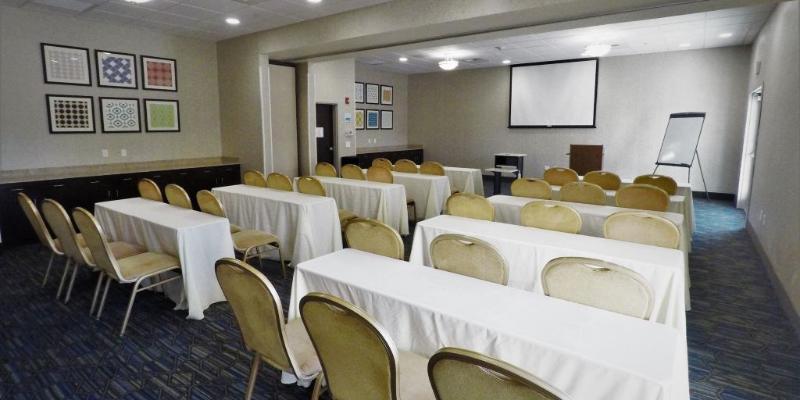 Holiday Inn Express Hotel & Suites Napa Valley-American Canyon By Ihg Екстер'єр фото