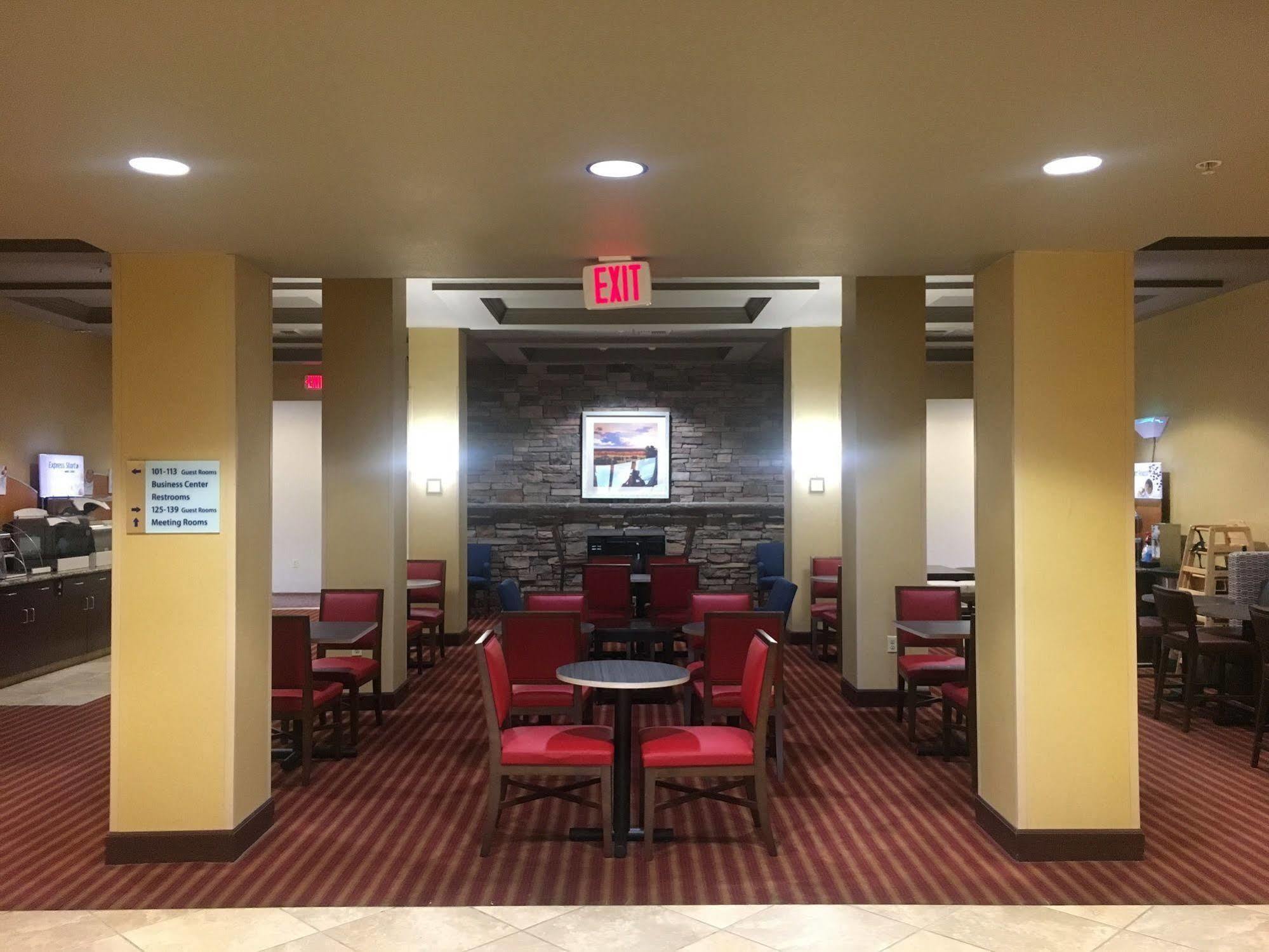 Holiday Inn Express Hotel & Suites Napa Valley-American Canyon By Ihg Екстер'єр фото