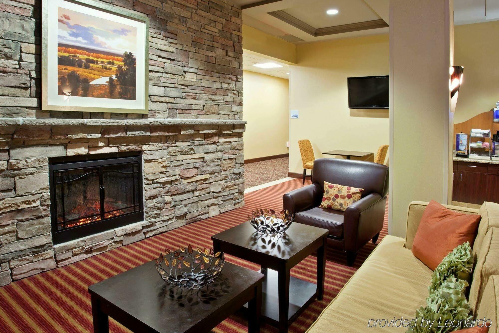 Holiday Inn Express Hotel & Suites Napa Valley-American Canyon By Ihg Екстер'єр фото