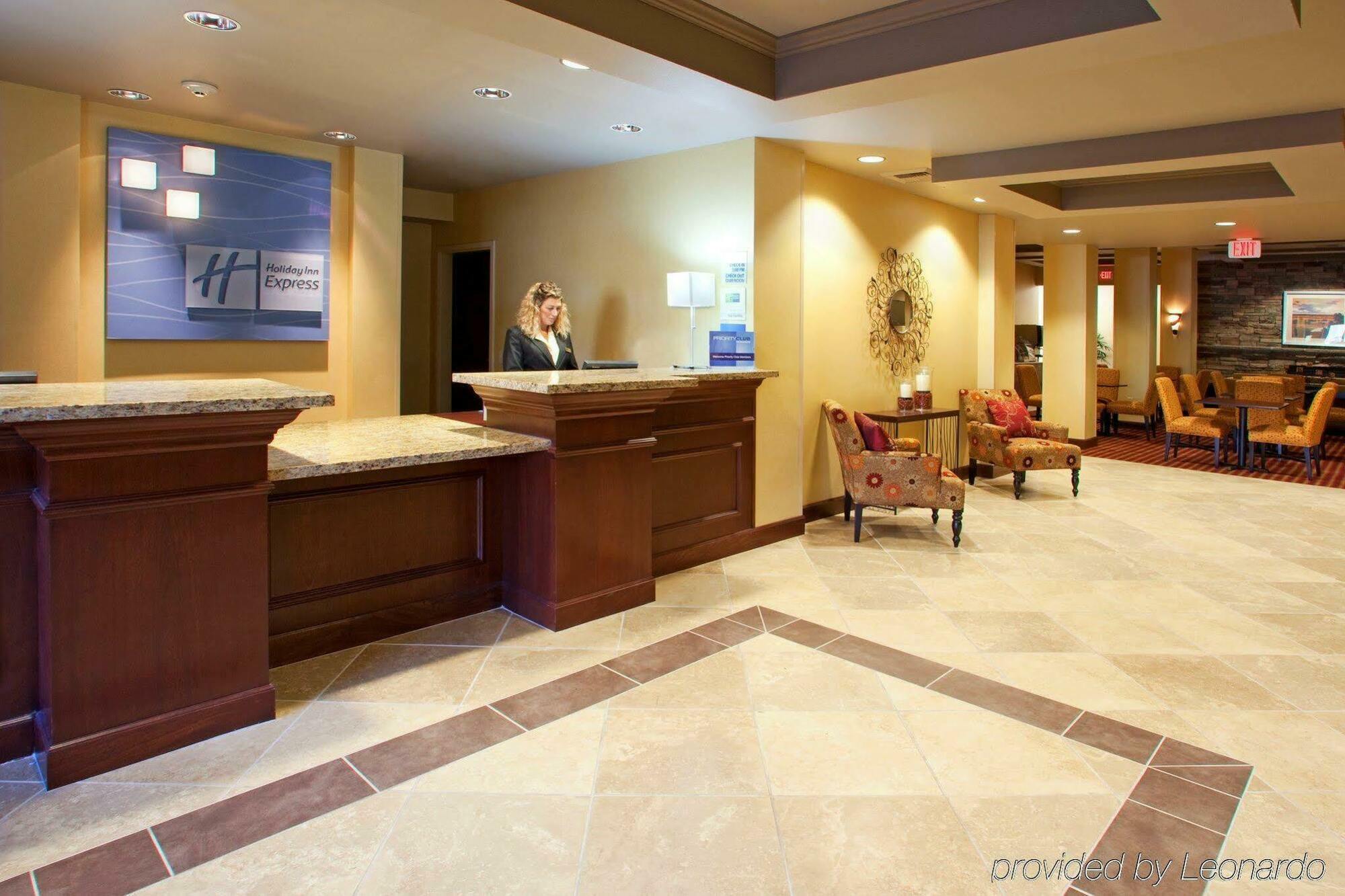 Holiday Inn Express Hotel & Suites Napa Valley-American Canyon By Ihg Екстер'єр фото